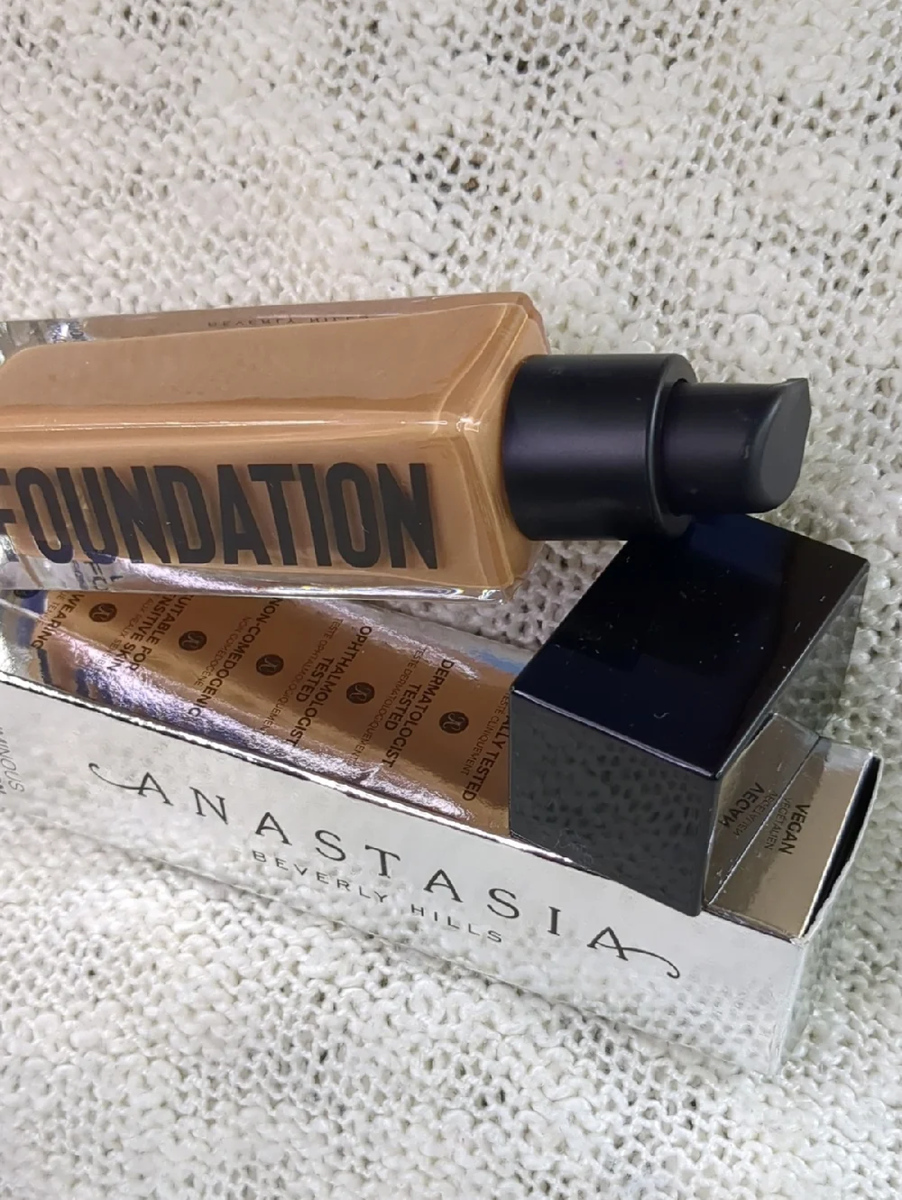 ANASTASIA BEVERLY HILLS LUMINOUS FOUNDATION in Shade 360C 30ml/1.0fl oz
